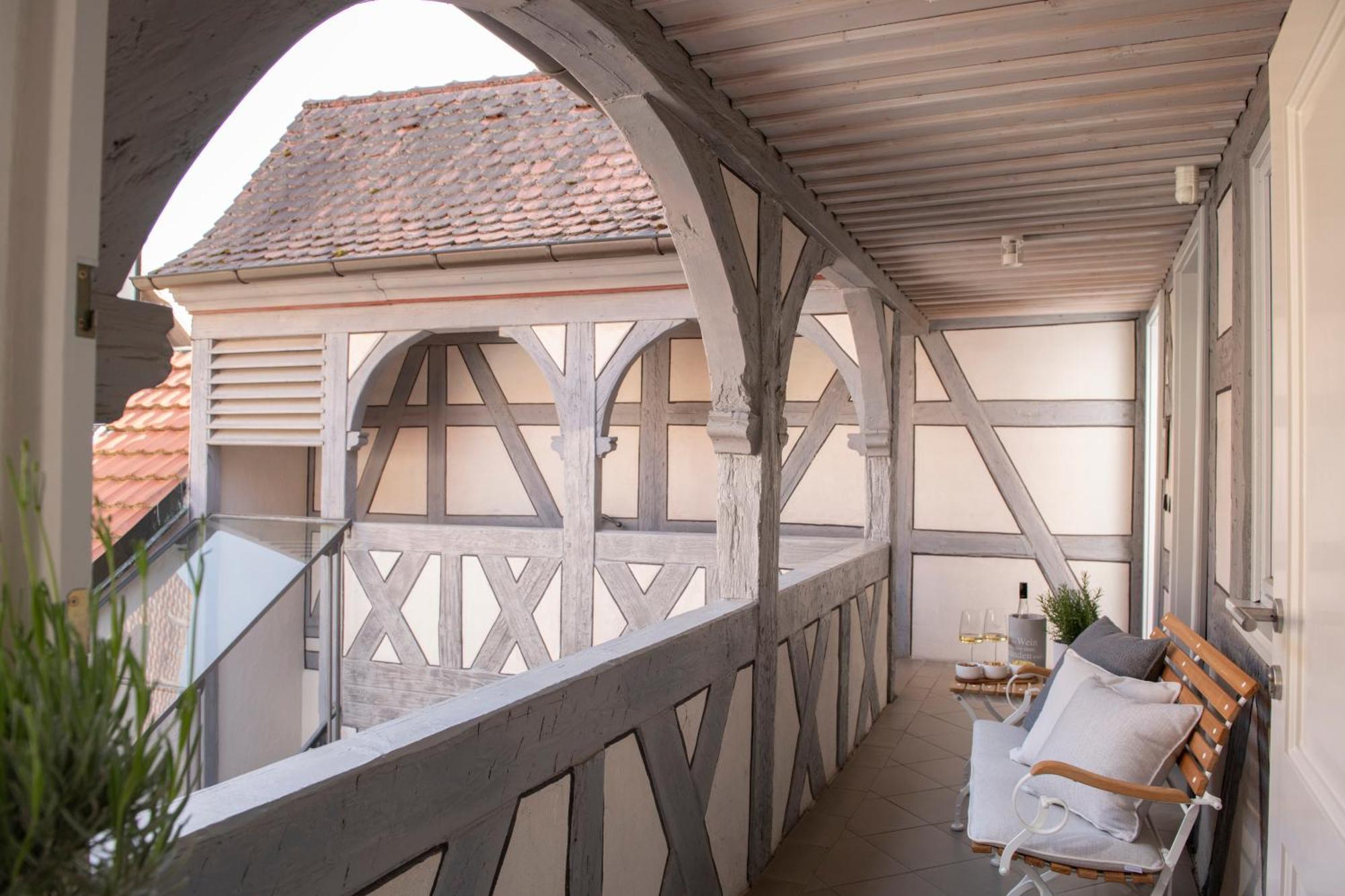 Haestens Boutique Biohotel - Chez Douverne Sommerach Buitenkant foto