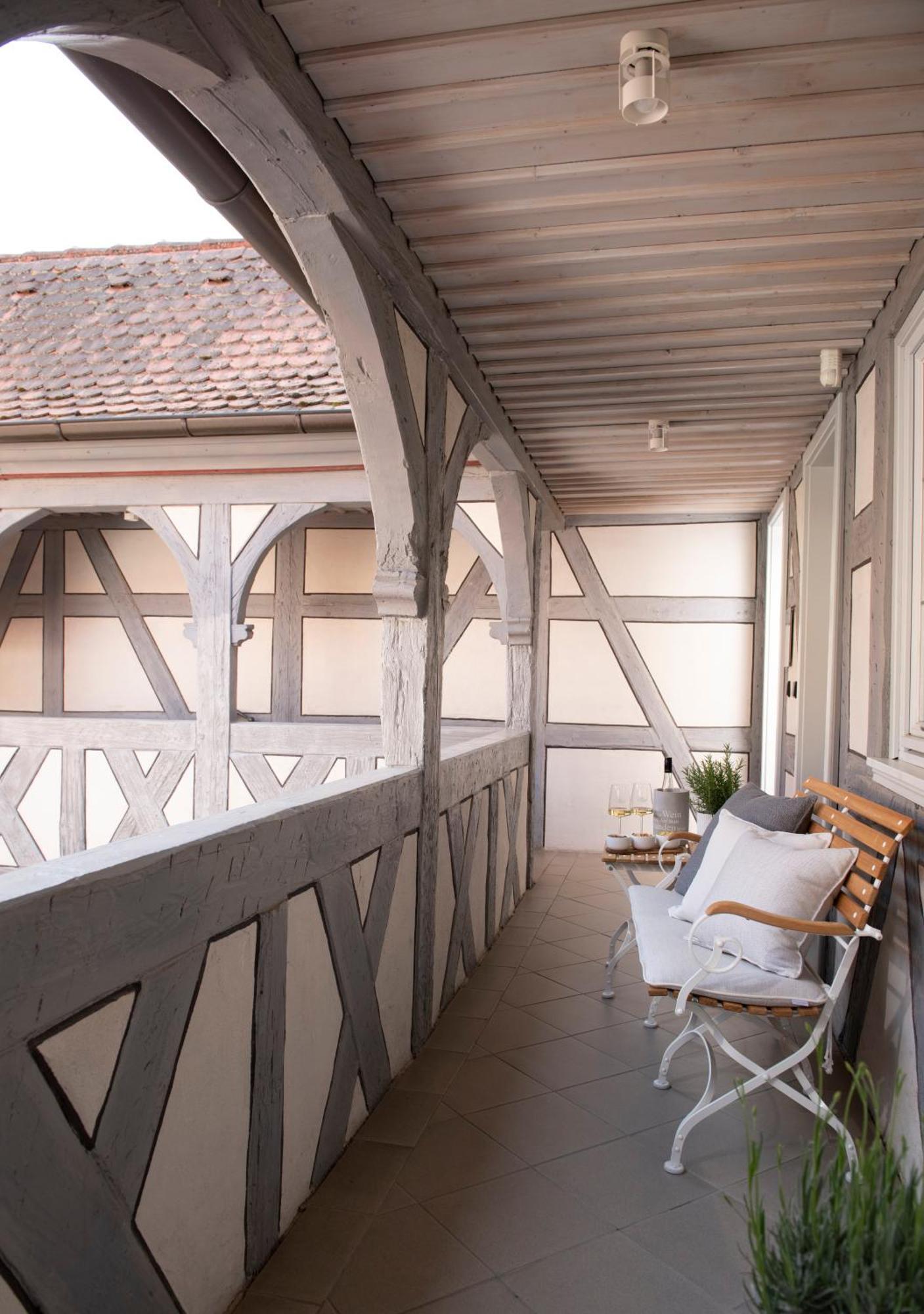 Haestens Boutique Biohotel - Chez Douverne Sommerach Buitenkant foto